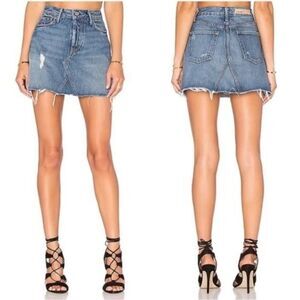 EUC GRLFRND Eva Distressed Denim‎ Mini Skirt Walk This Way Size 26 Raw Hem Rigid